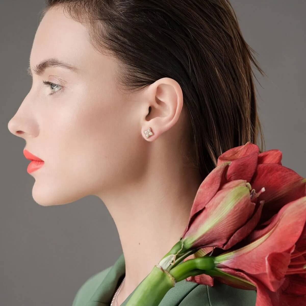 Kolczyki Roberto Coin Princess Flower różowe złoto diamenty