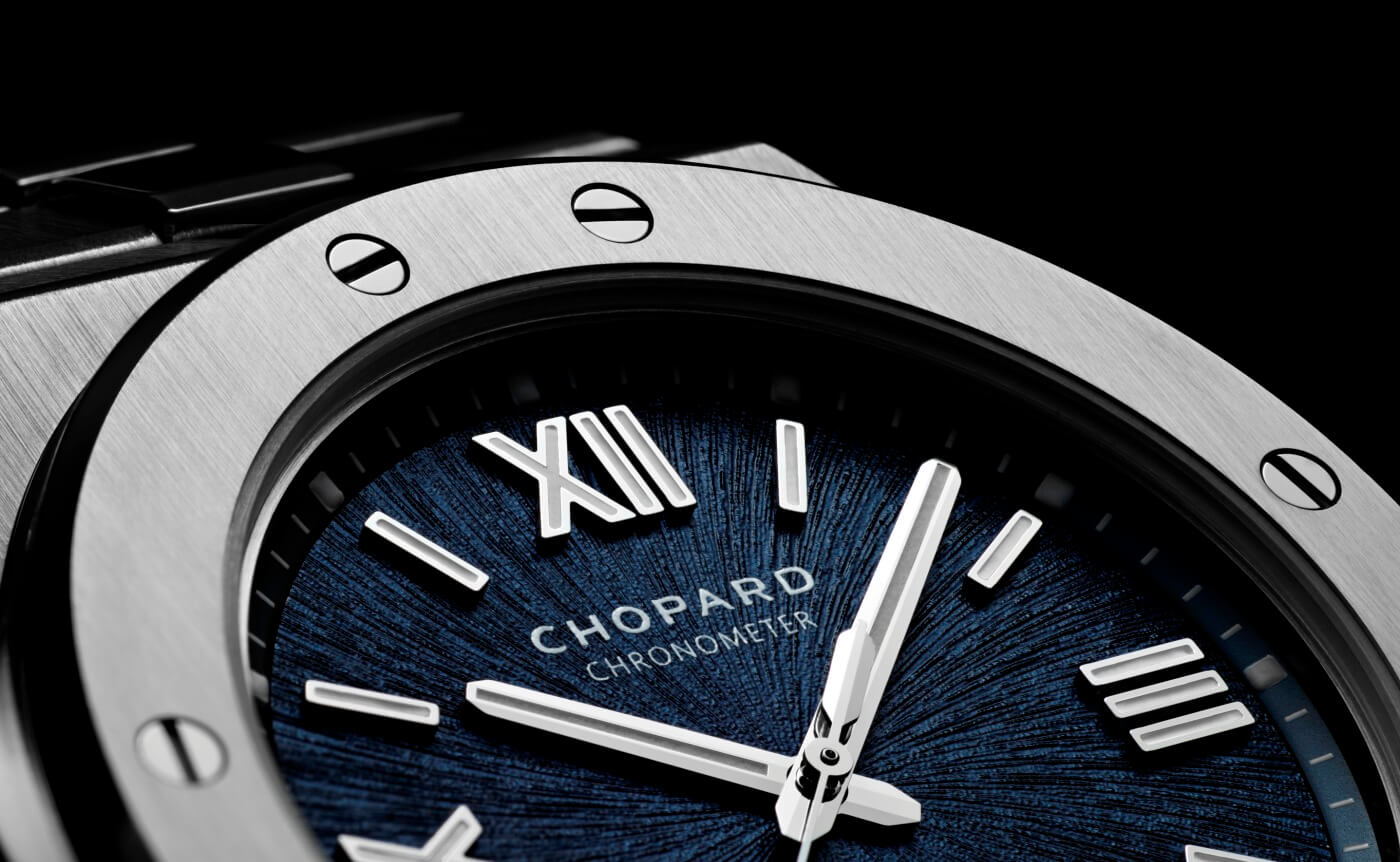 Chopard - kolekcja zegarków sportowych Alpine Eagle - zbliżenie na cyferblat